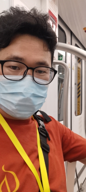 鲮的第三张照片--青岛相亲服务中心