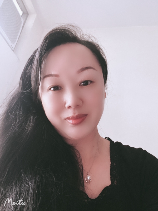 梅子的第一张照片--青岛相亲服务中心