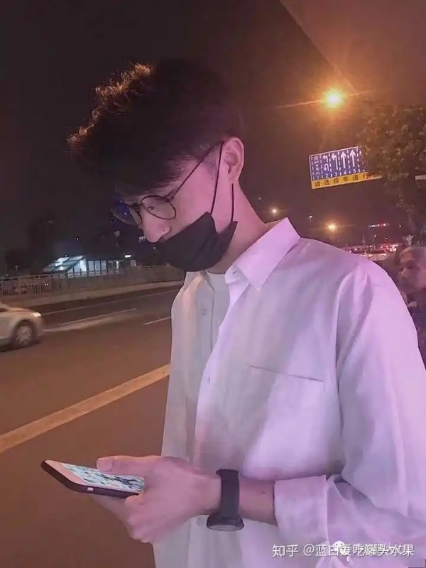 情圣的第二张照片--青岛相亲服务中心