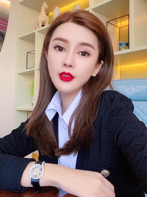 李嘉薇的第一张照片--青岛相亲服务中心