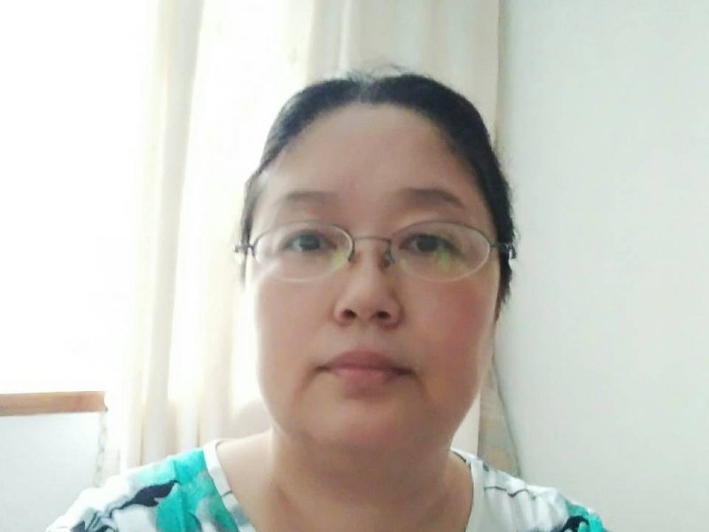 雨中漫步的第二张照片--青岛相亲服务中心