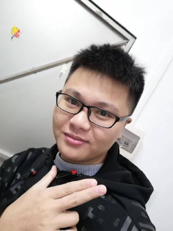 小小梦执的第一张照片--青岛相亲服务中心