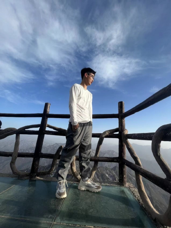 怜ぁ熙的第一张照片--青岛相亲服务中心