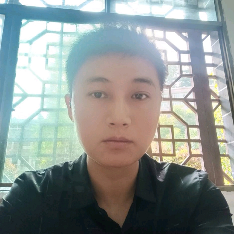 枫叶的第一张照片--青岛相亲服务中心