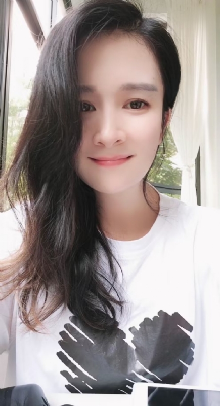 晨曦的第一张照片--青岛相亲服务中心