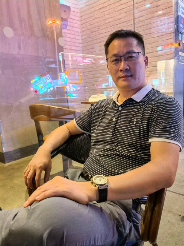 Allan的第三张照片--青岛相亲服务中心