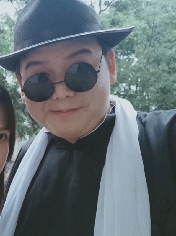 小路口的第一张照片--青岛相亲服务中心
