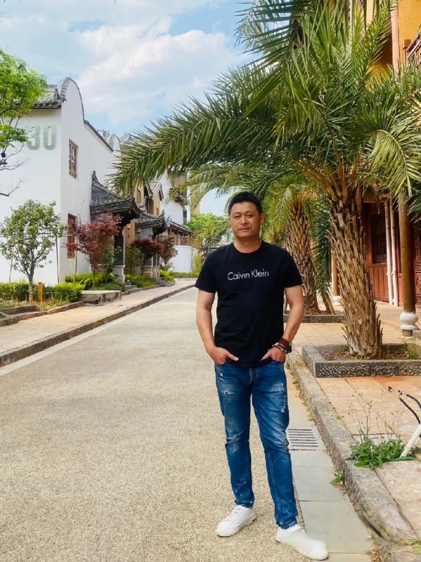 莪、蓶伱专属的第一张照片--青岛相亲服务中心