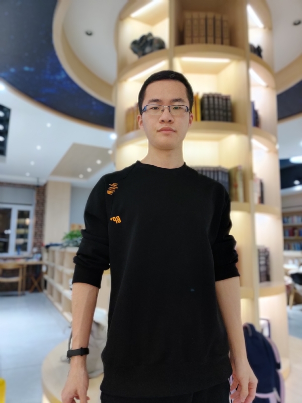 轩墨的第一张照片--青岛相亲服务中心