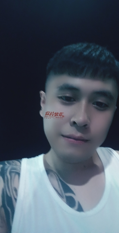 愚忠的第一张照片--青岛相亲服务中心