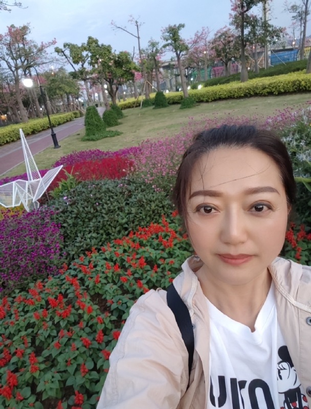 m云朵的第一张照片--青岛相亲服务中心