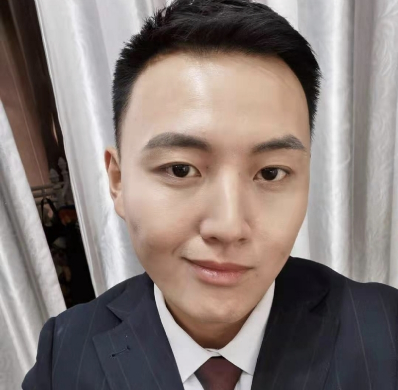 英俊潇洒的第二张照片--青岛相亲服务中心