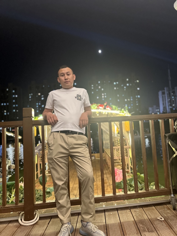 大超的第一张照片--青岛相亲服务中心