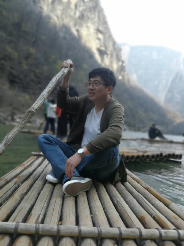 风被吹走了的第一张照片--青岛相亲服务中心