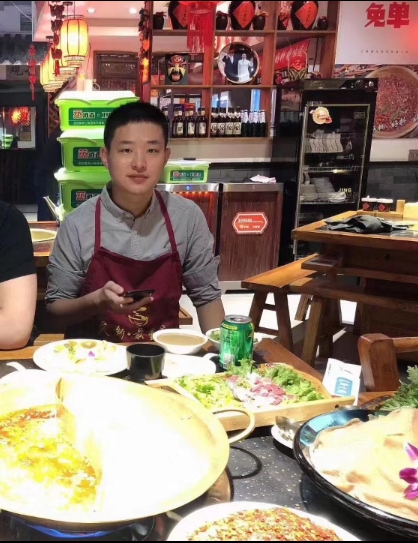 尚龙的第四张照片--青岛相亲服务中心