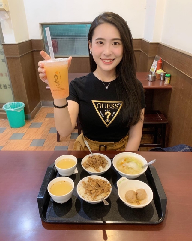 涵涵的第一张照片--青岛相亲服务中心
