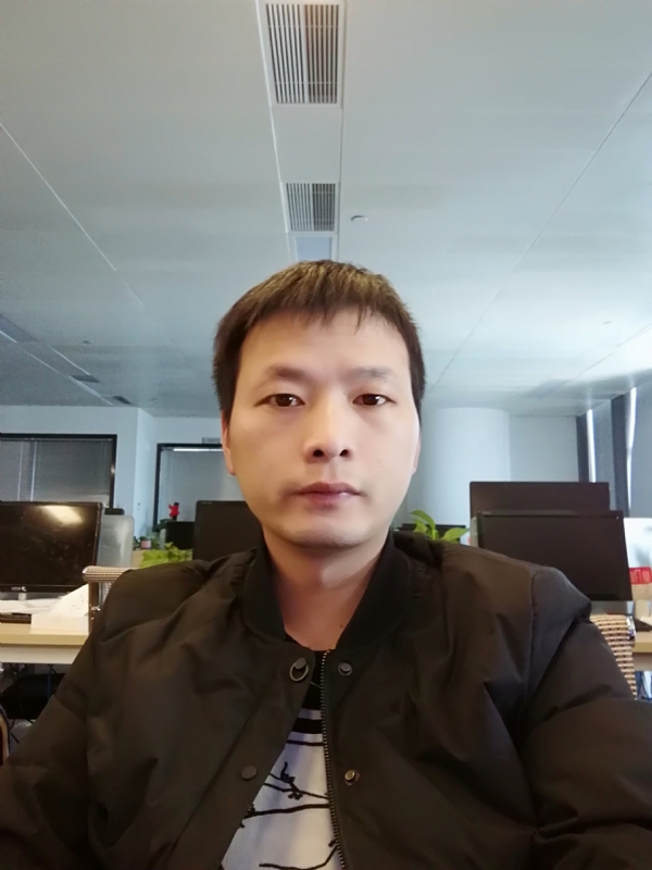 刘堃的第一张照片--青岛相亲服务中心