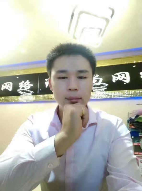 沉默寡言的第一张照片--青岛相亲服务中心