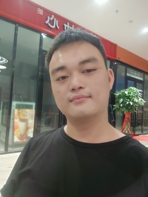 寻找另一半的第一张照片--青岛相亲服务中心