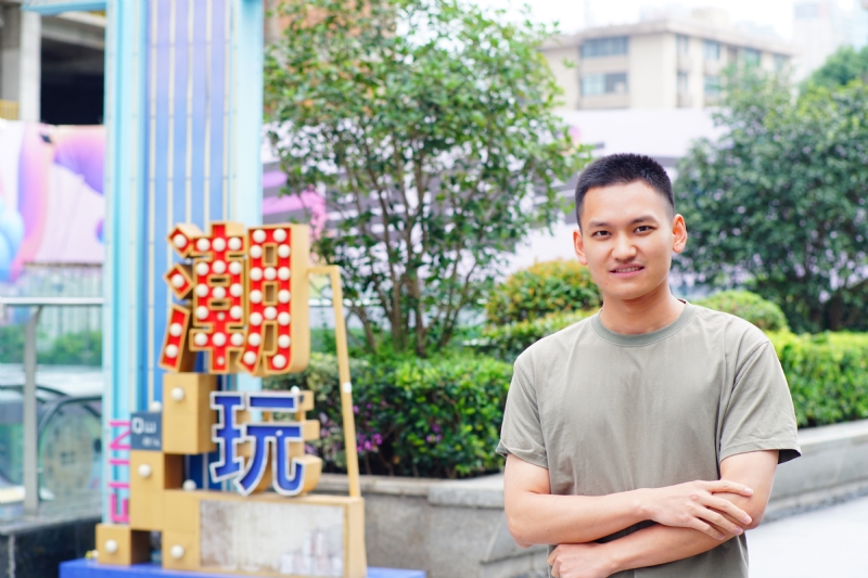 陌上烟雨的第一张照片--青岛相亲服务中心
