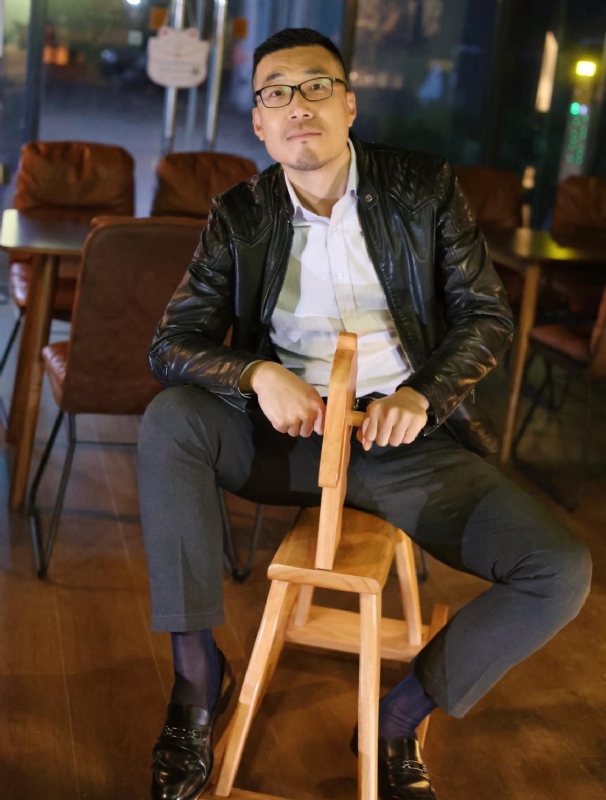 Lee的第二张照片--青岛相亲服务中心