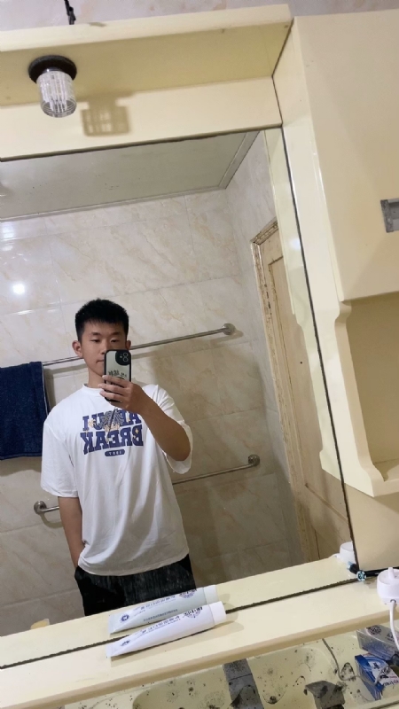 哈哈的第一张照片--青岛相亲服务中心