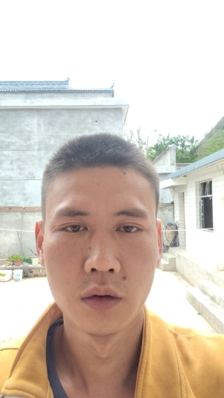 简单点的第一张照片--青岛相亲服务中心
