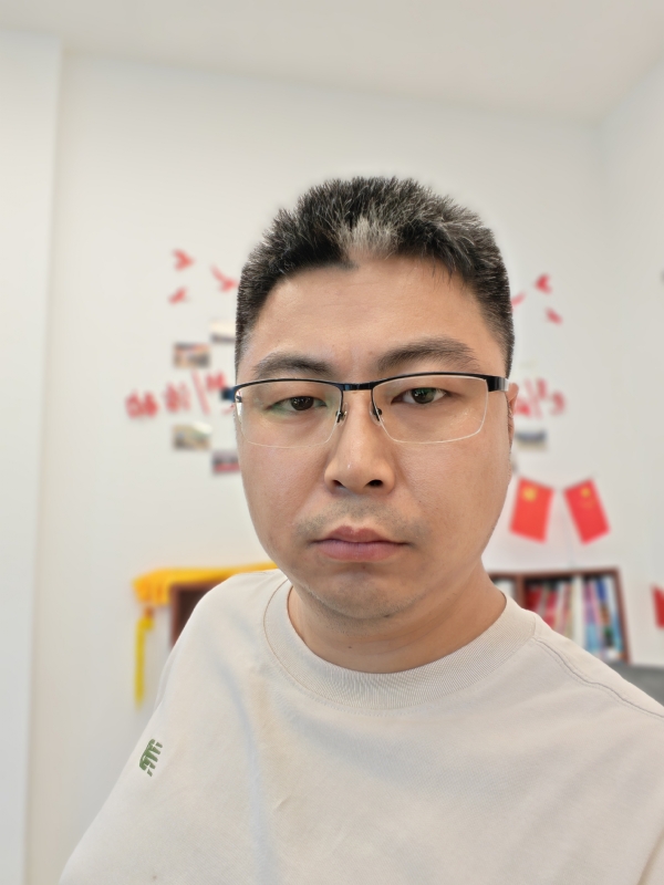 苦海寻舟的第一张照片--青岛相亲服务中心