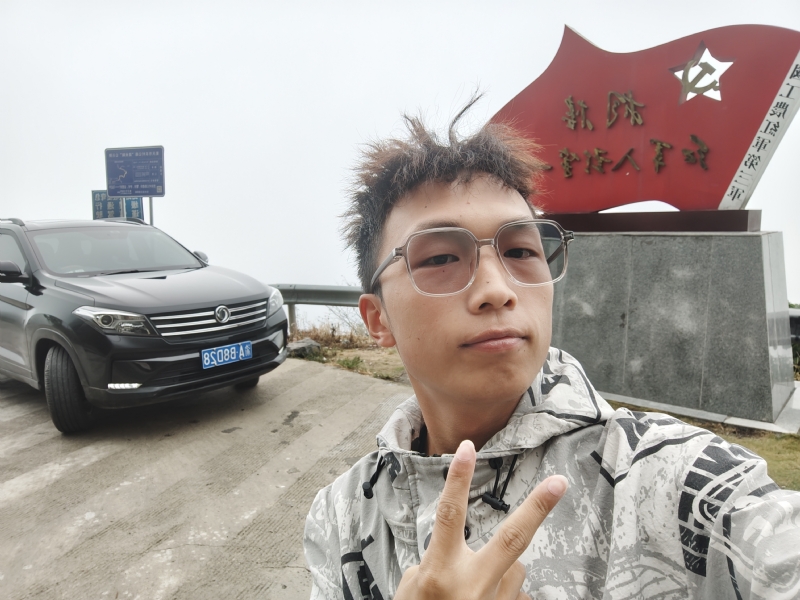 六十一的第一张照片--青岛相亲服务中心