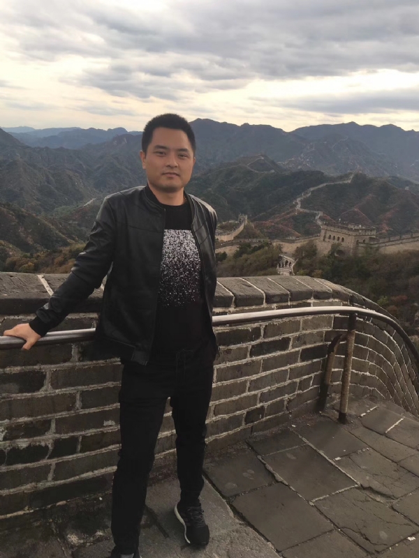 海阔天空的第一张照片--青岛相亲服务中心