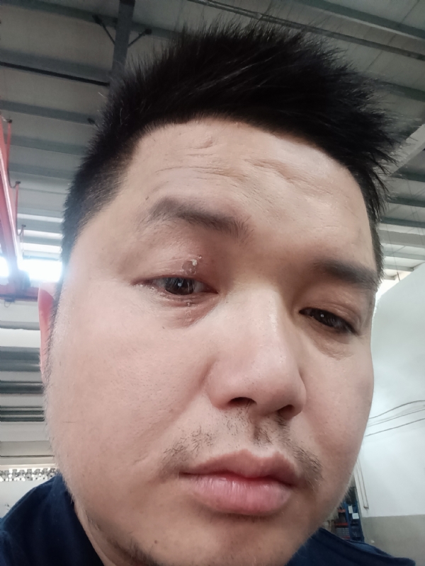 彬彬的第一张照片--青岛相亲服务中心