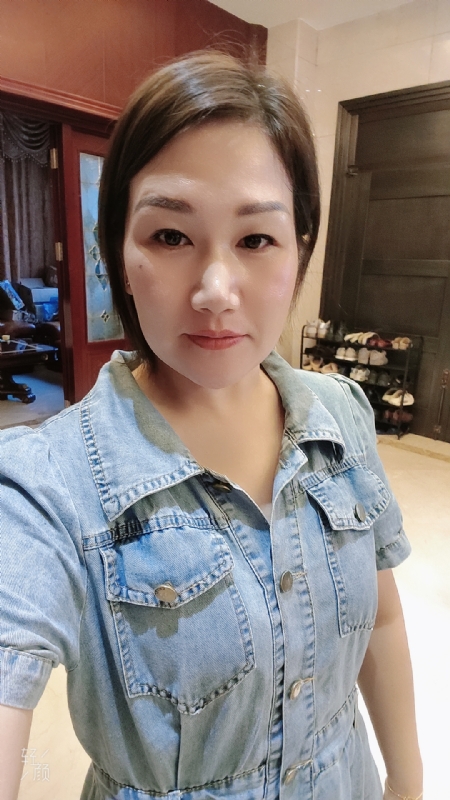 未来可期的第一张照片--青岛相亲服务中心