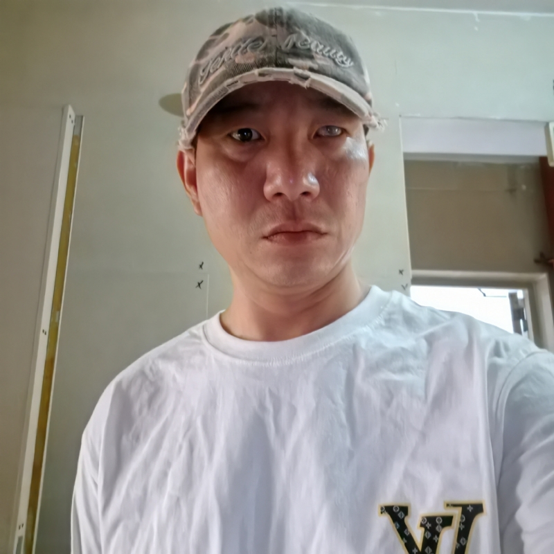 小心做人的第一张照片--青岛相亲服务中心