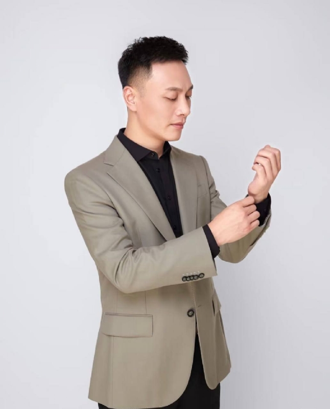 非凡人生的第一张照片--青岛相亲服务中心