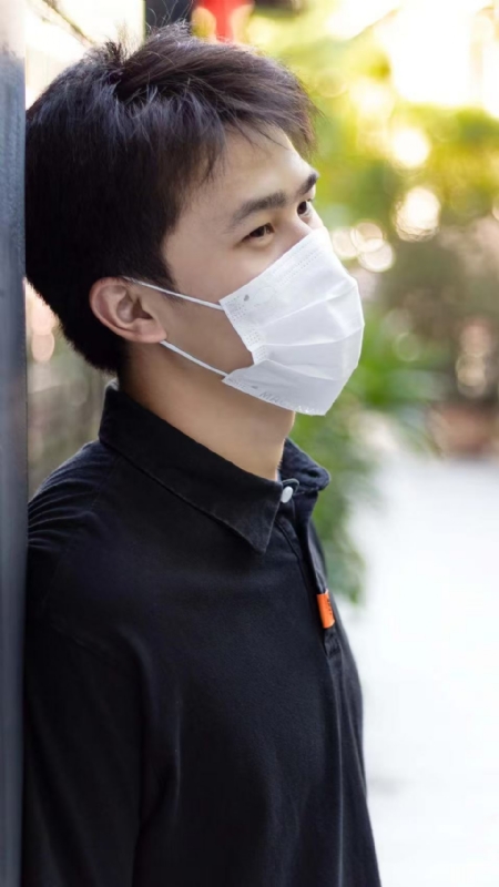 康庆浩的第一张照片--青岛相亲服务中心