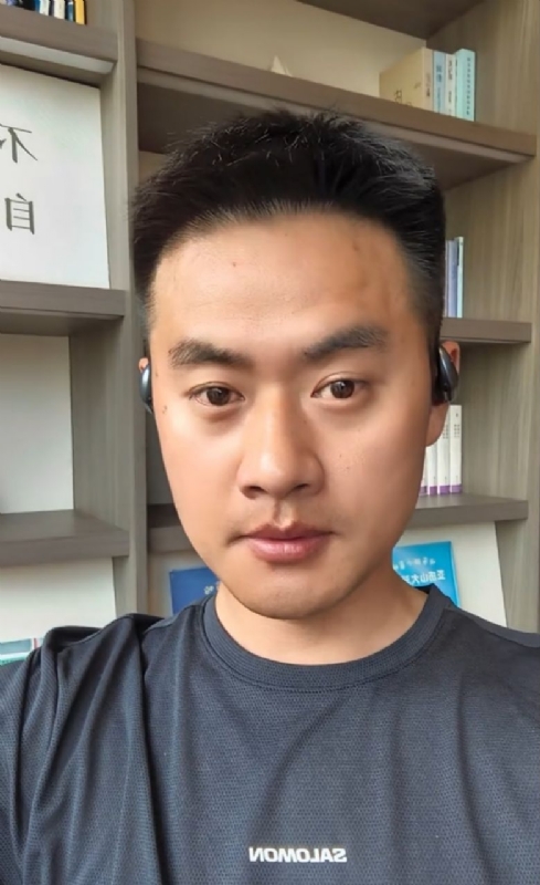 往事随风的第四张照片--青岛相亲服务中心