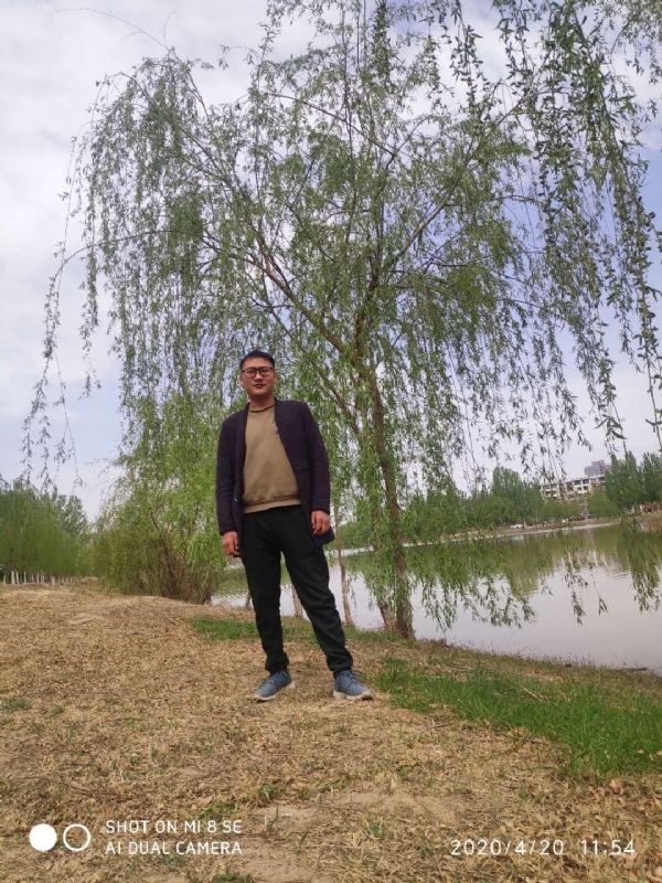 风中的烟头的第一张照片--青岛相亲服务中心