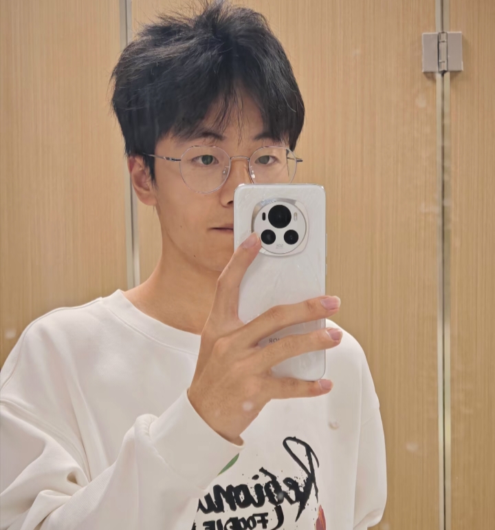 张浩博的第四张照片--青岛相亲服务中心