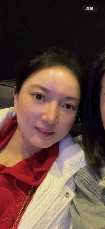 Elaineli的第一张照片--青岛相亲服务中心