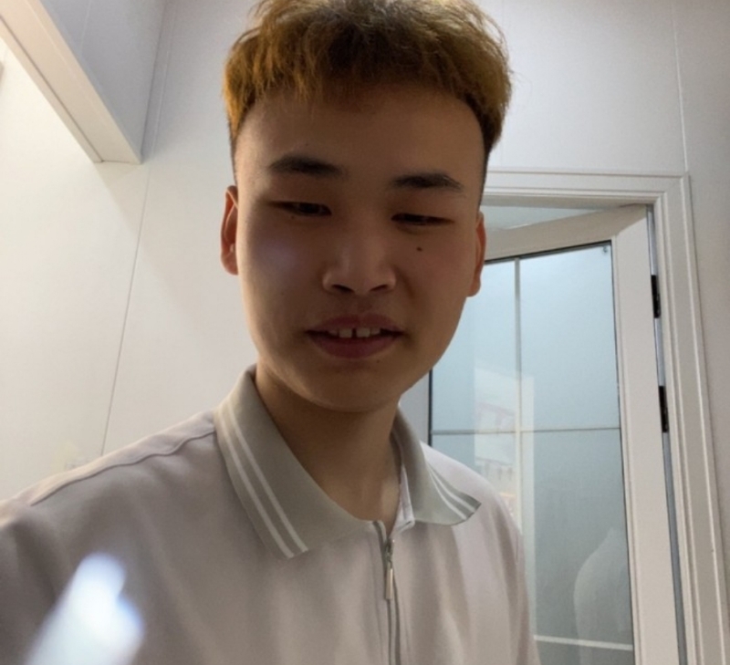 我爱大猪肘的第一张照片--青岛相亲服务中心