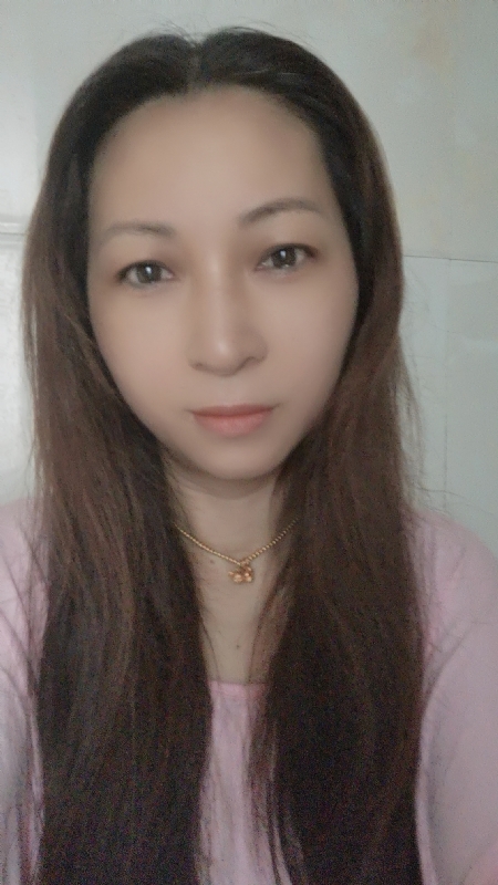 依依的第一张照片--青岛相亲服务中心