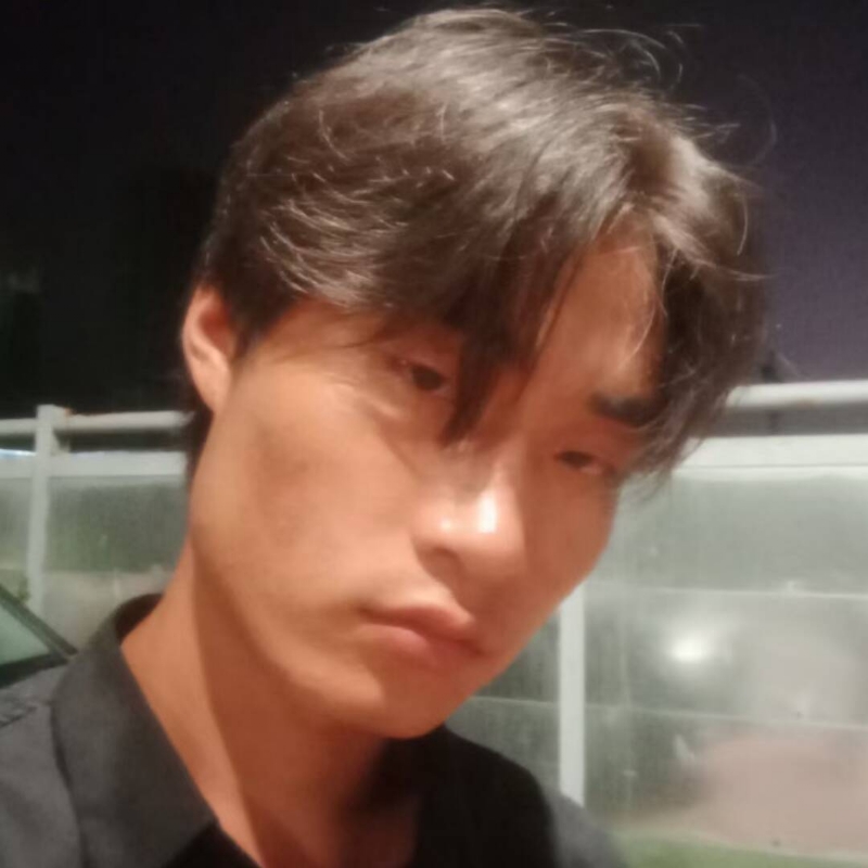 谨言慎行的第一张照片--青岛相亲服务中心