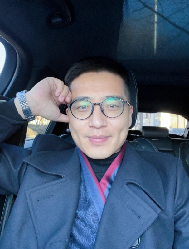 只为与你相遇的第二张照片--青岛相亲服务中心