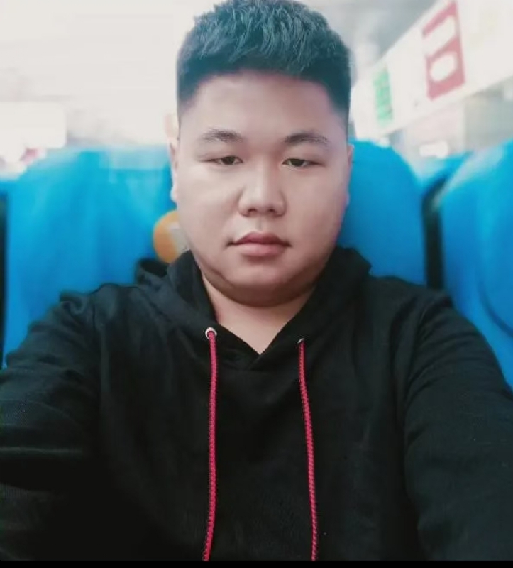 黄斌的第二张照片--青岛相亲服务中心