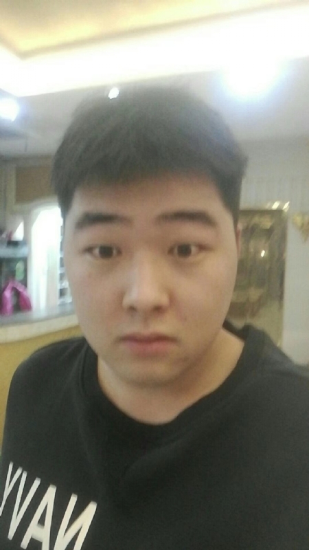 丹尼的第二张照片--青岛相亲服务中心