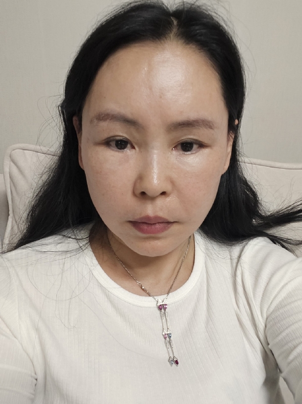 仁荷的第二张照片--青岛相亲服务中心