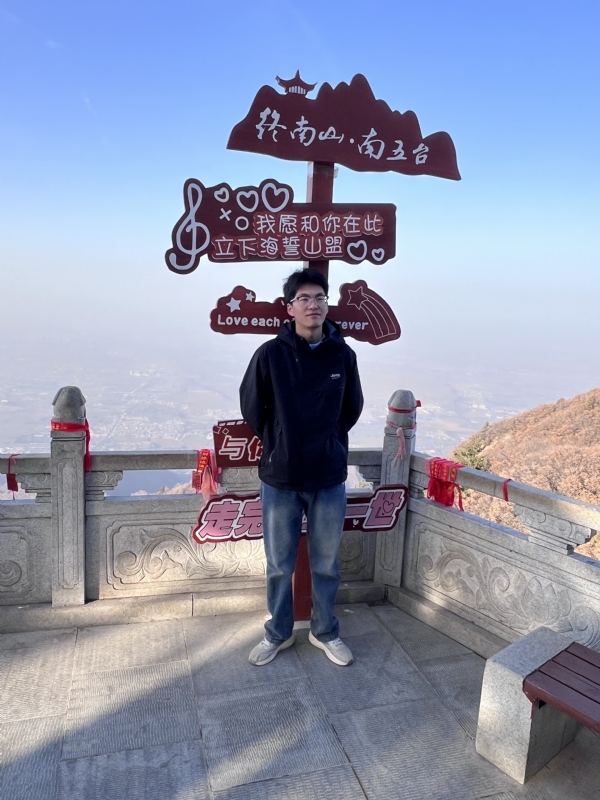 朱起的第二张照片--青岛相亲服务中心