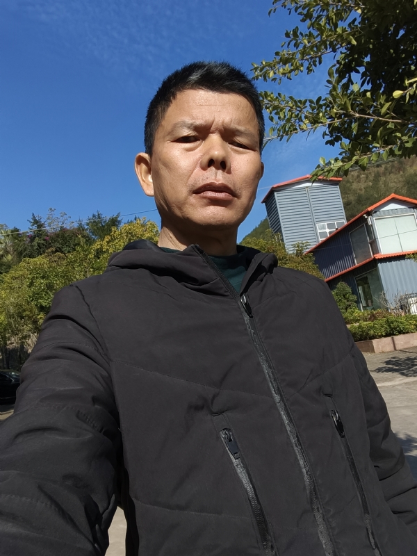 子午卯酉的第一张照片--青岛相亲服务中心