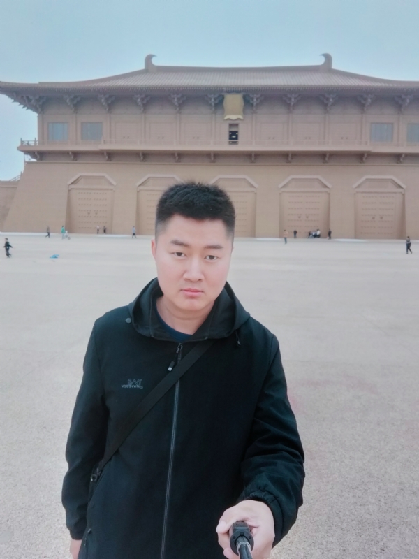 放肆的青春的第一张照片--青岛相亲服务中心