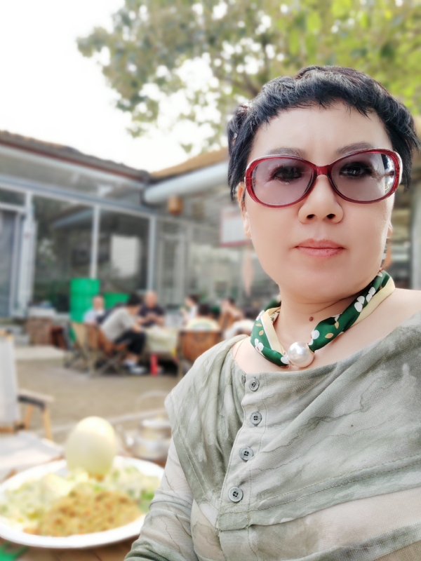 初见的第一张照片--青岛相亲服务中心